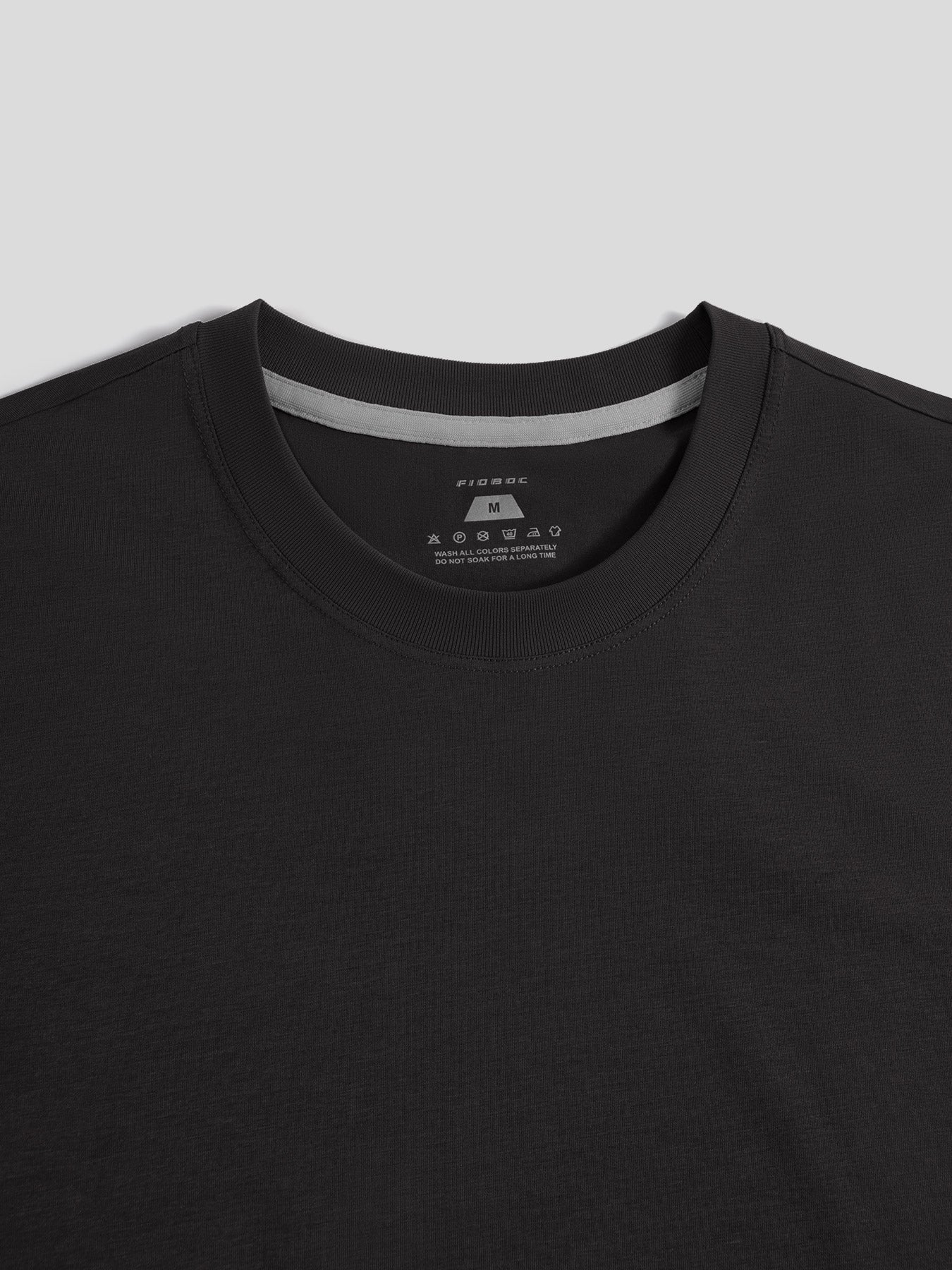 StayCool 2.0 de corte entallado Split-Hem Tee