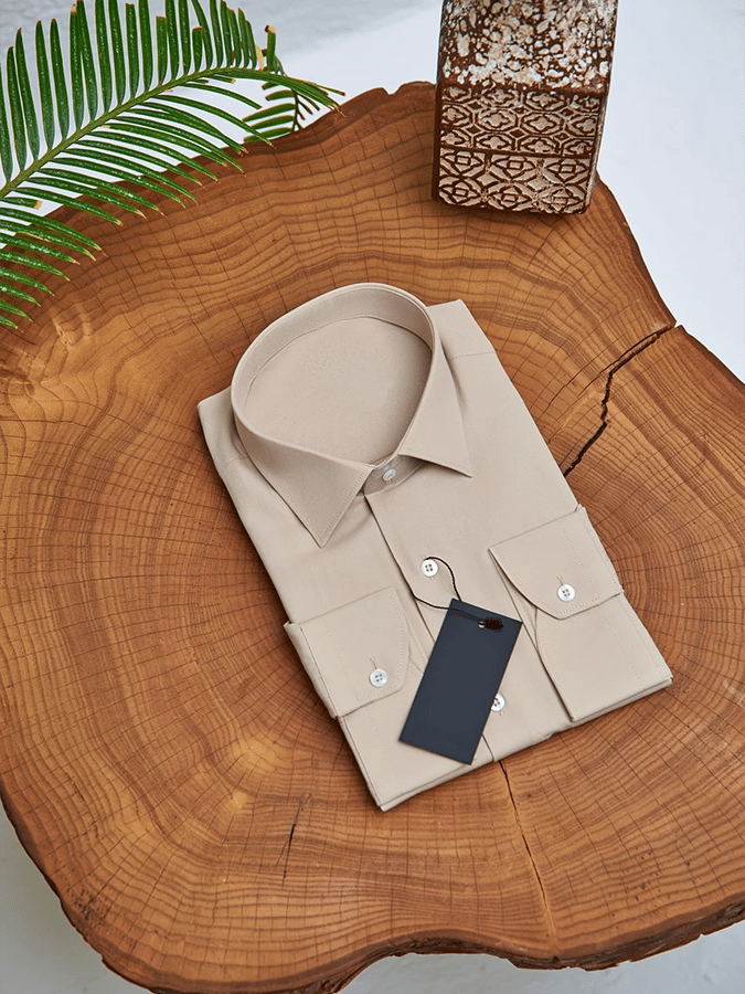 Camisa de color sólido Design ejecutivo casual para hombre