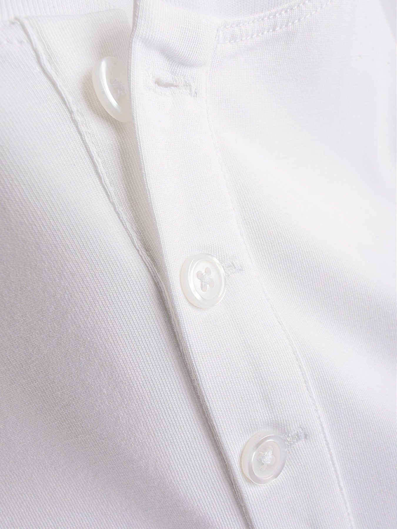 Camisa StayCool 2.0 de corte entallado Henley
