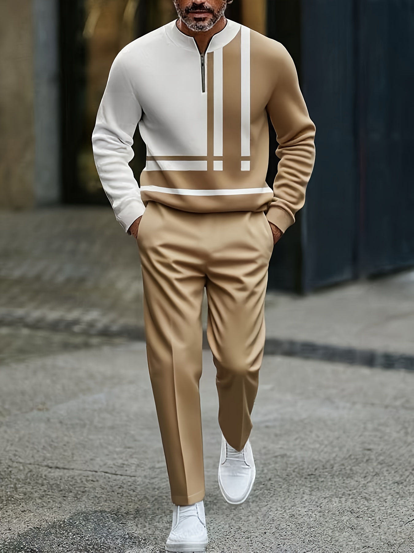 Conjunto de dos piezas casual Tan & White Color Matching geométrico estampado Round-Neck cierre de manga larga Tops & Trousers para hombre