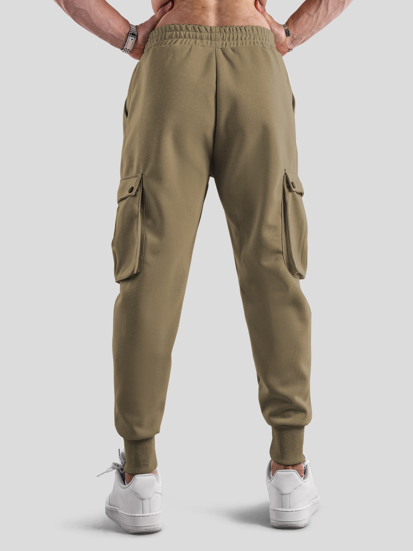 Weekend Performance Cargo bolsillo Jogger