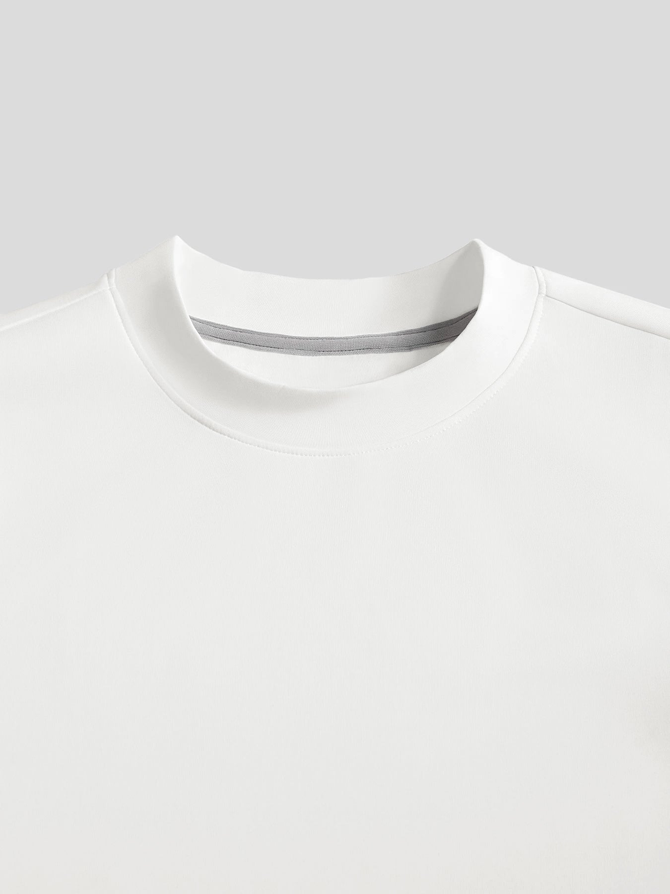 Modal Blend de manga corta Tee:de corte entallado
