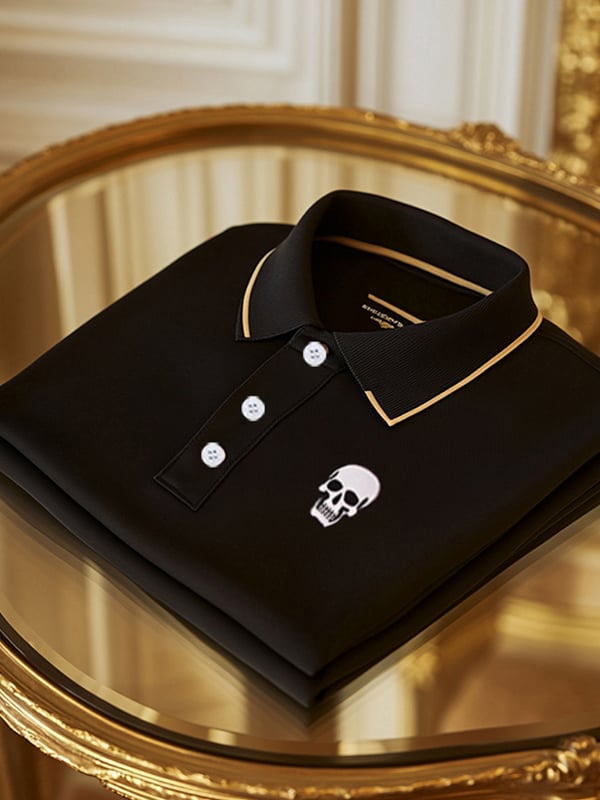 Camisa polo ejecutivo de color sólido Skull estampado de manga corta para hombre