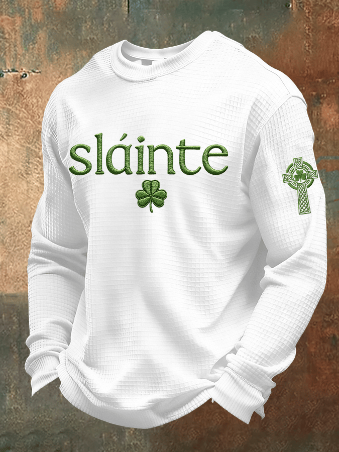 Camiseta St. Patrick's Day estampado Waffle Gown de manga larga para hombre