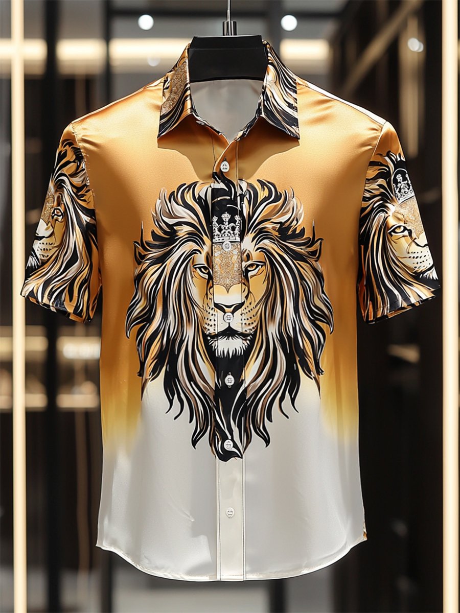 Camisa satén Luxe Lion estampado de manga corta Button para hombre