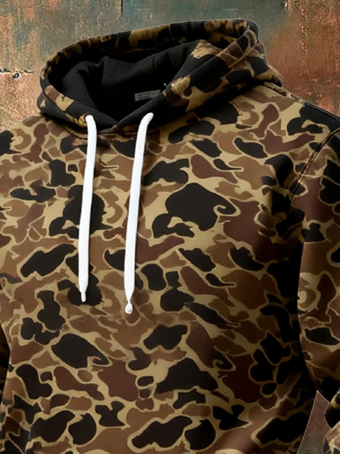 Sudadera retro desgastado en bloques de color camuflaje estampado casual de manga larga para hombre