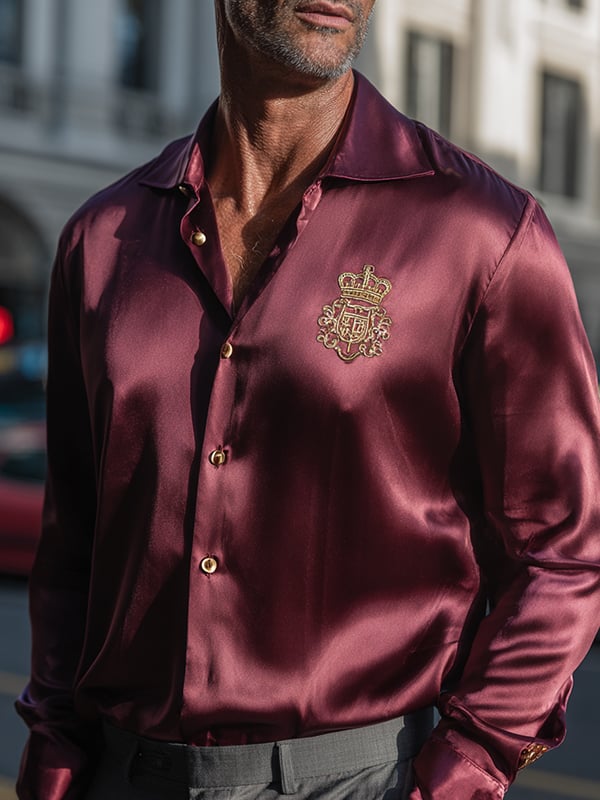 Camisa satén Luxe Crown Logo Button de manga larga para hombre