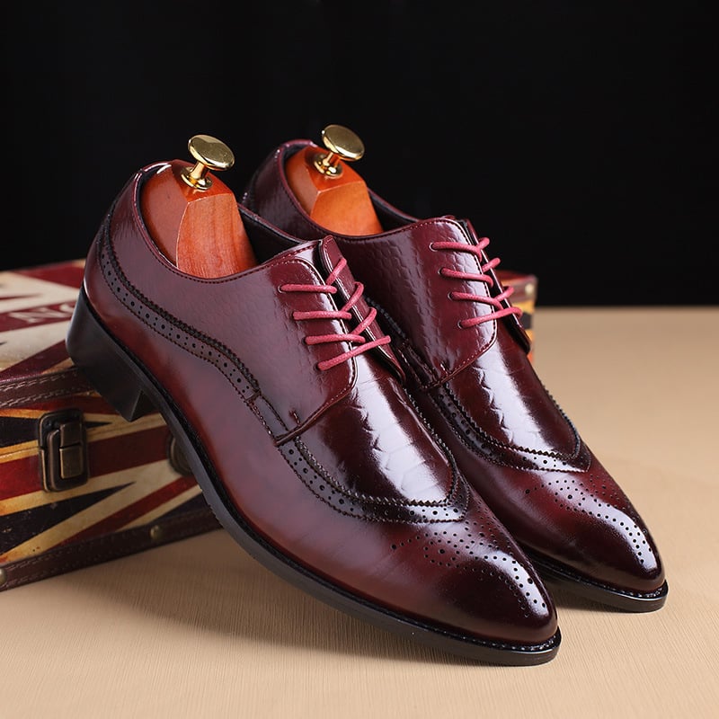 Zapatos ejecutivo casual Pointed Toe Patchpara trabajo Lace Up Oxfords Faux cuero Brogues para hombre
