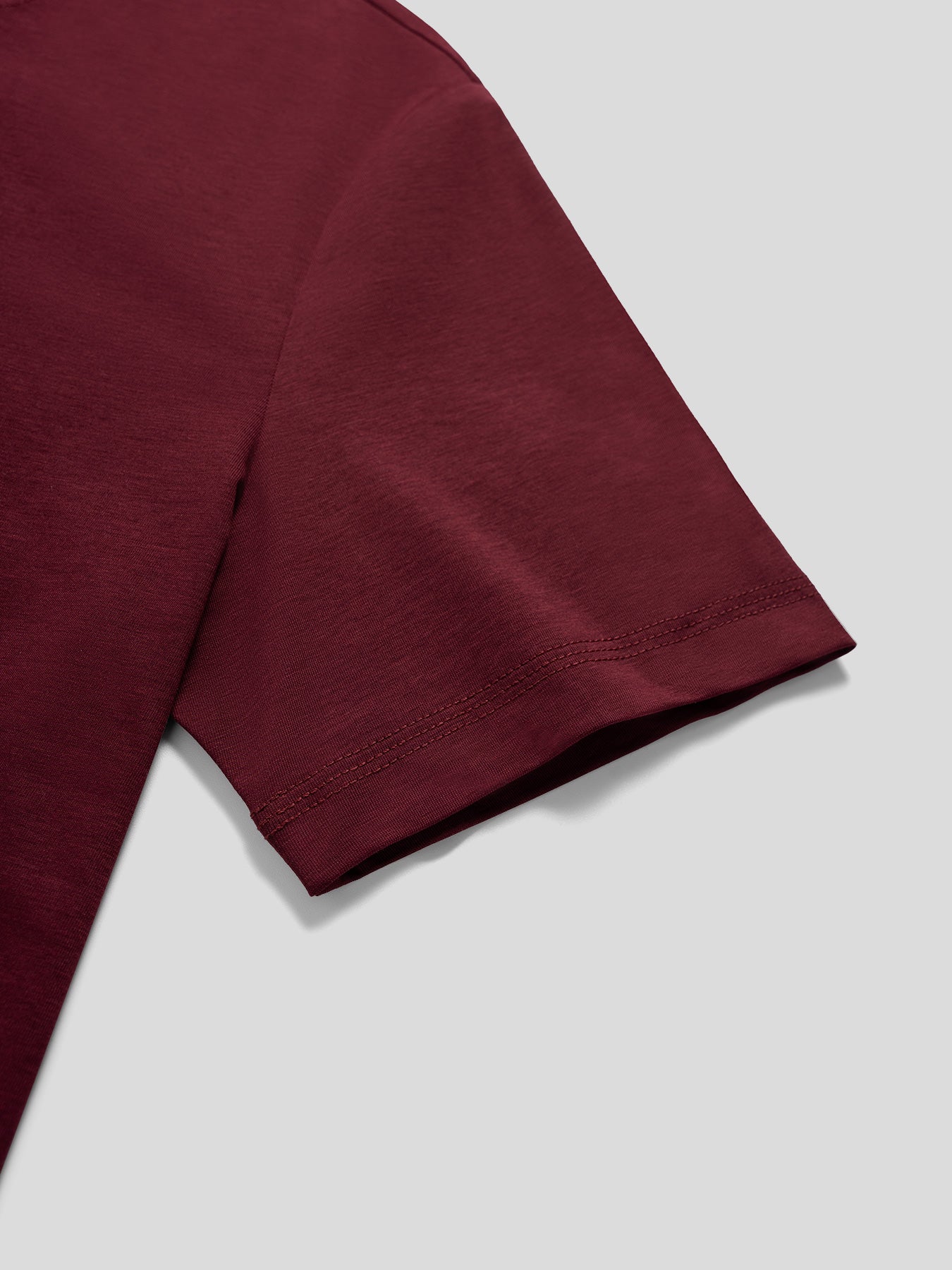 StayCool 2.0 de corte entallado Split-Hem Tee