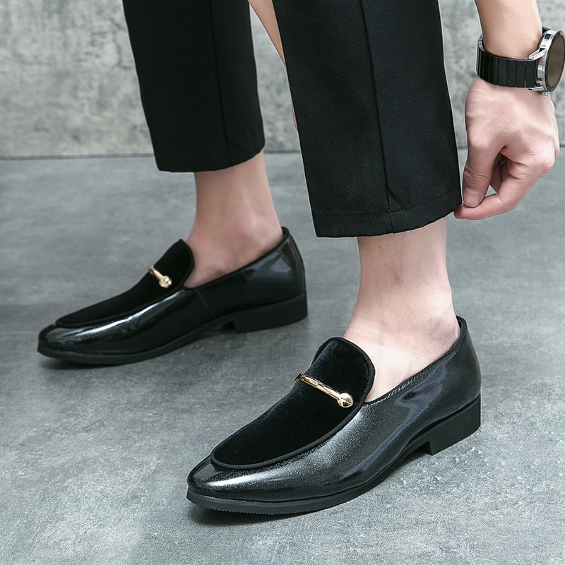 Zapatos de moda British Style de color sólido Patent cuero gamuza ejecutivo casual cuero