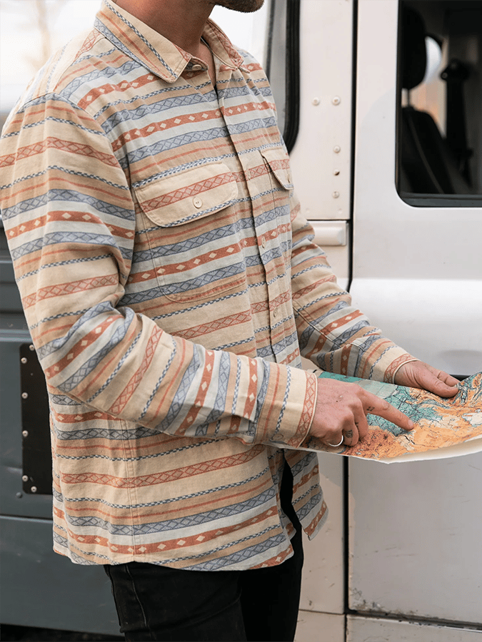 Camisa retro Western Ethnic Aztec en bloques de color para hombre
