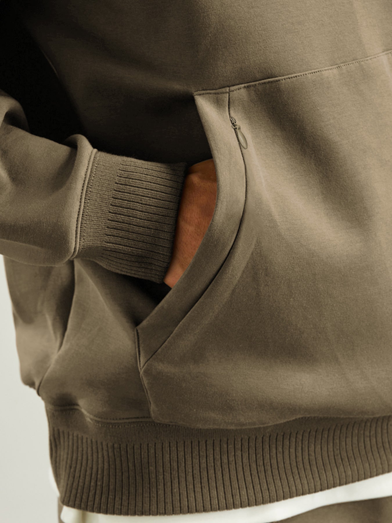 Sudadera CozySpacer Kangaroo bolsillo con gorrasucha