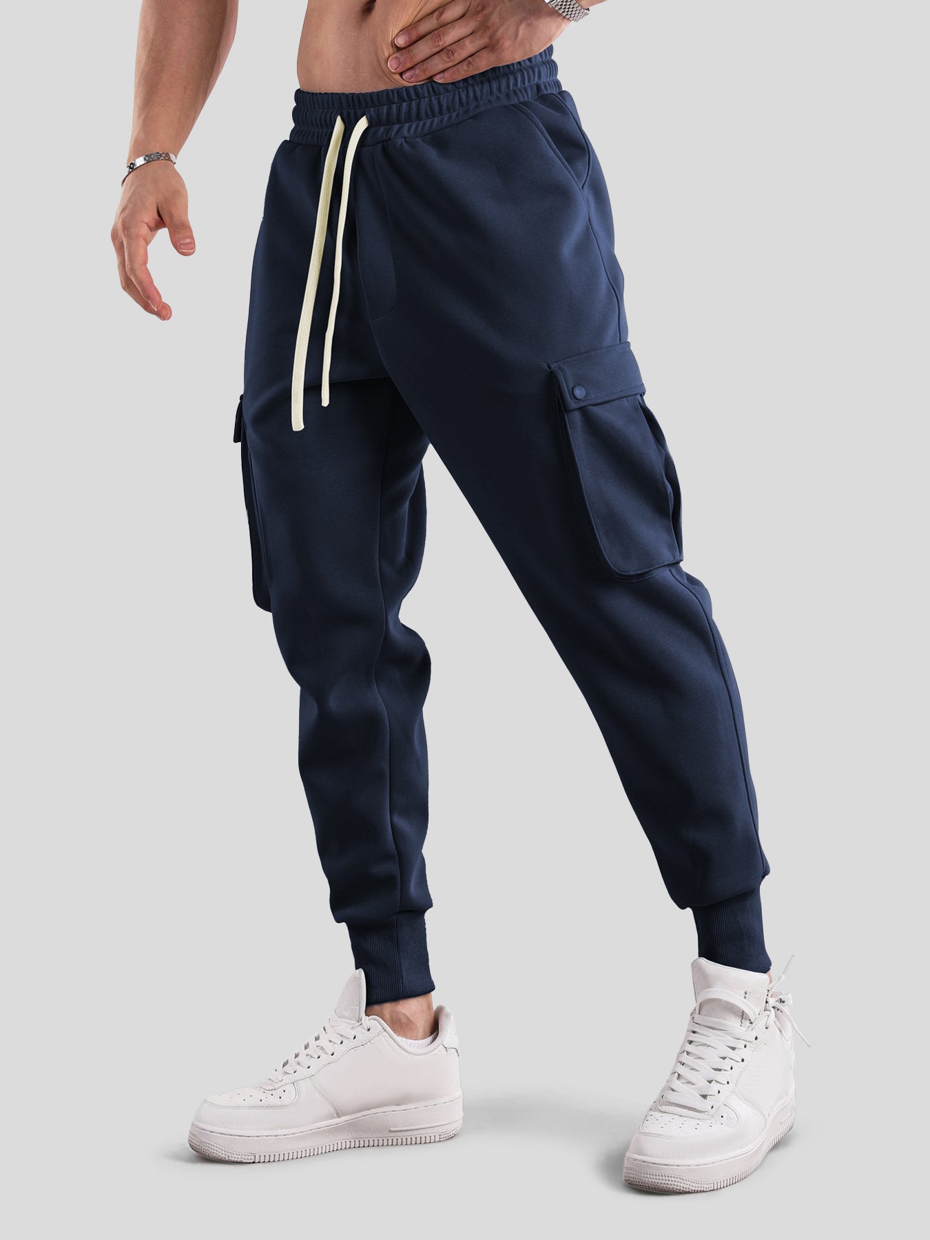 Weekend Performance Cargo bolsillo Jogger