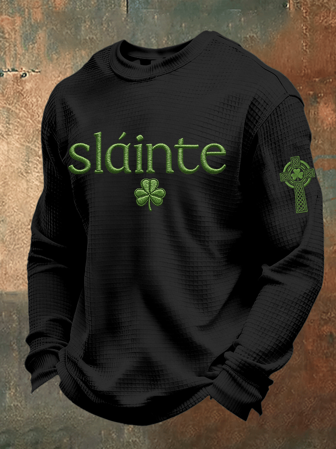 Camiseta St. Patrick's Day estampado Waffle Gown de manga larga para hombre