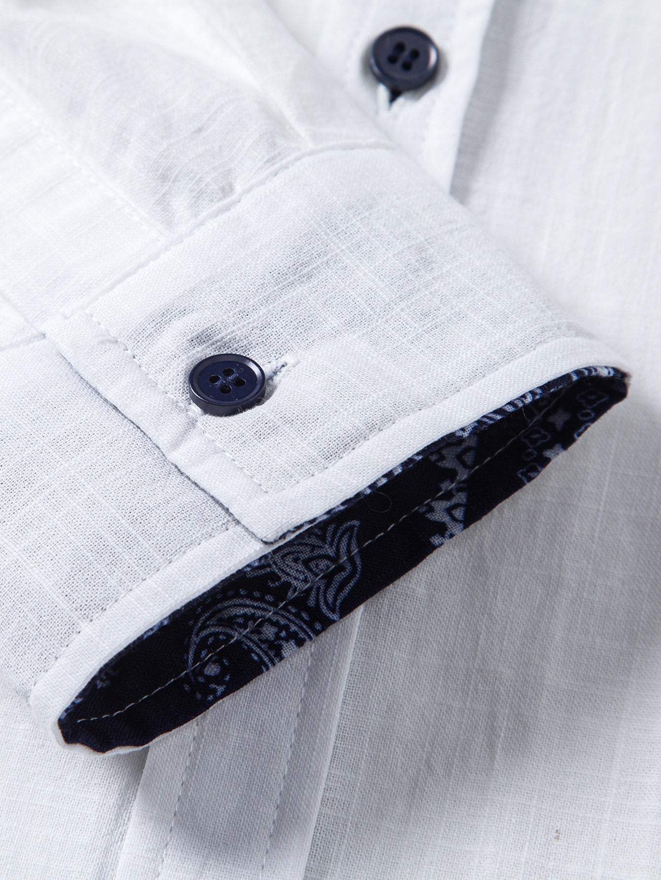 Camisa Contrast Paisley estampado de lino Look