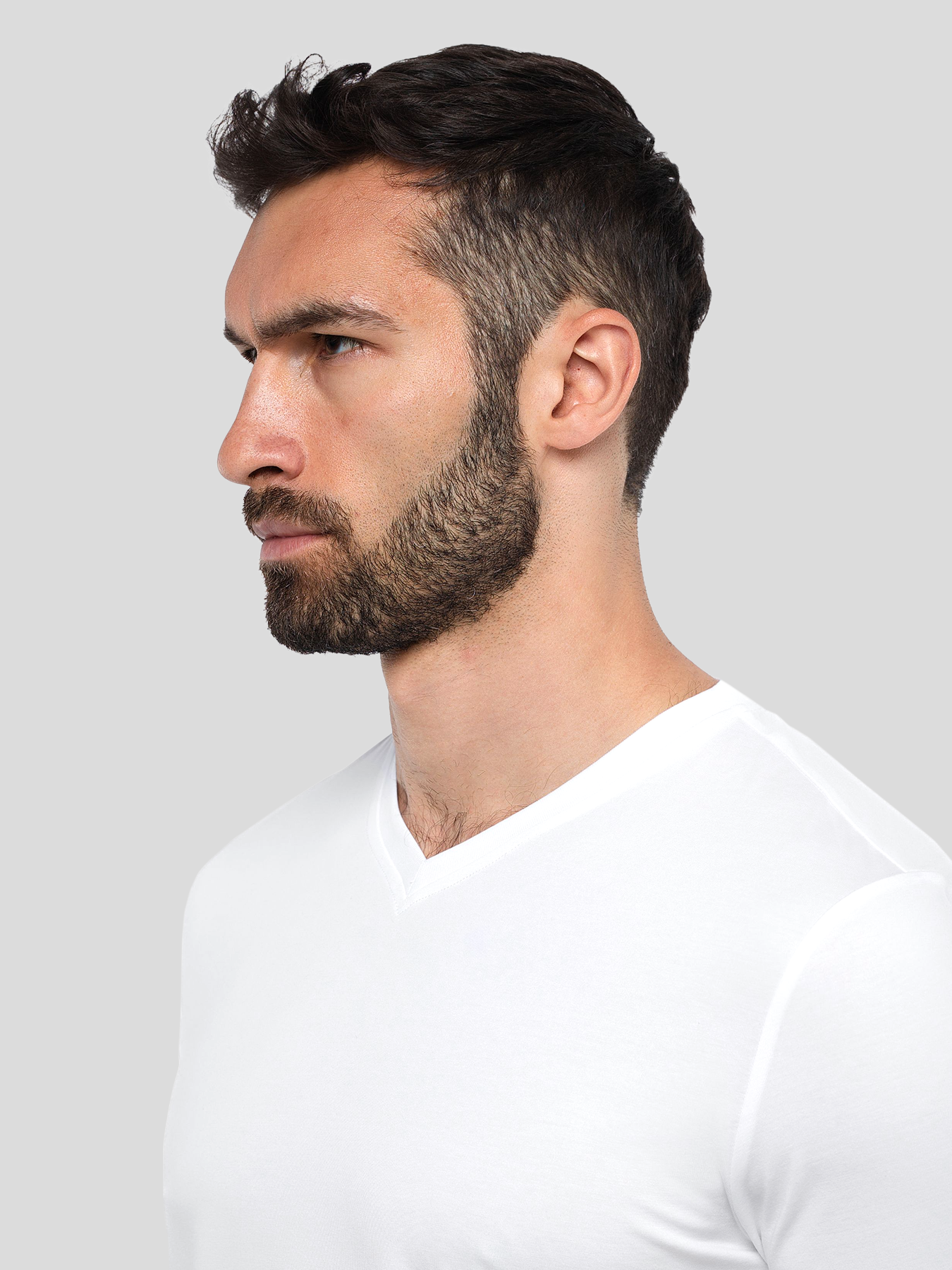 StayCool 2.0 V-neck Curve-Hem Tee: de corte entallado