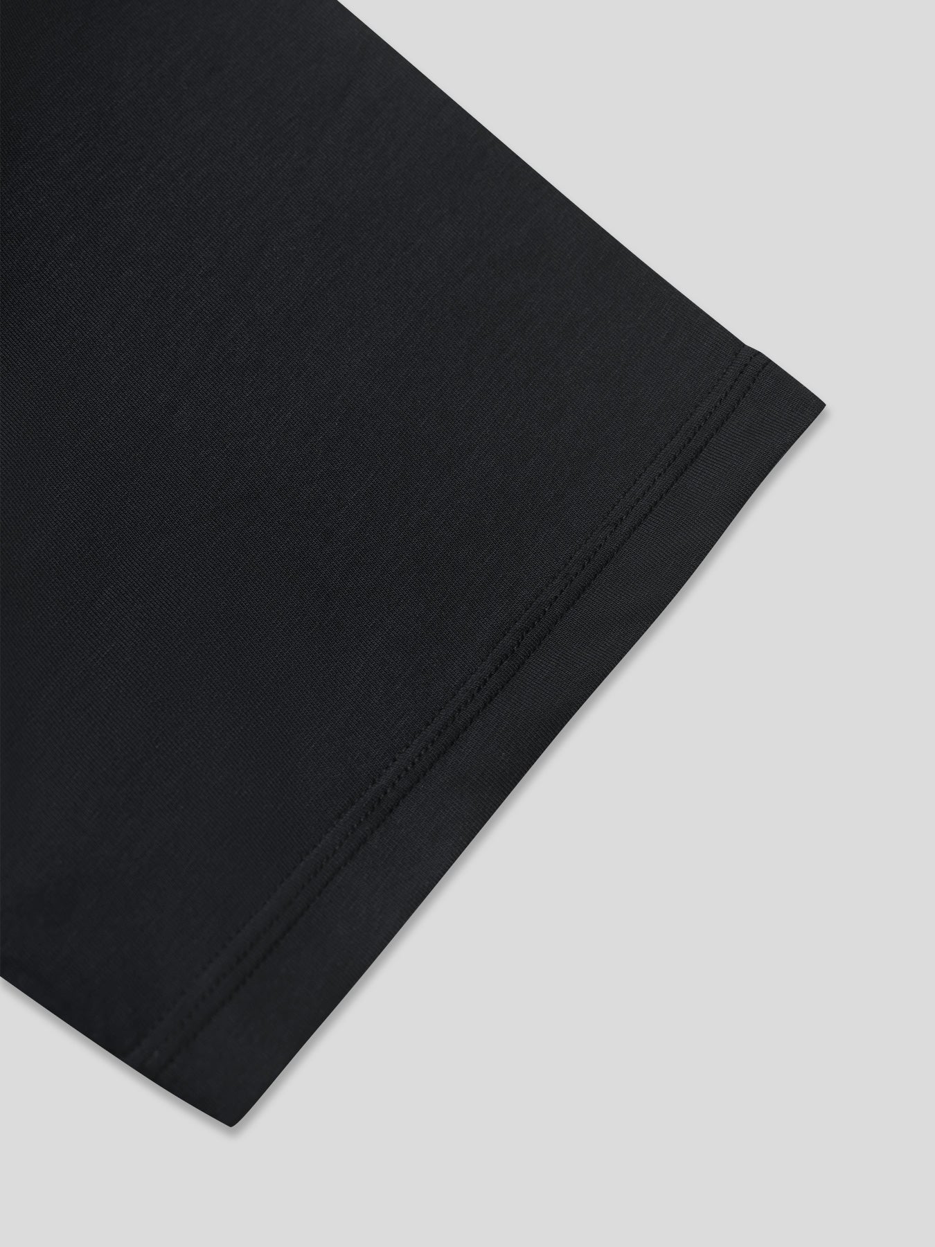 StayCool 2.0 V-neck Elongated Tee: clásico Fit