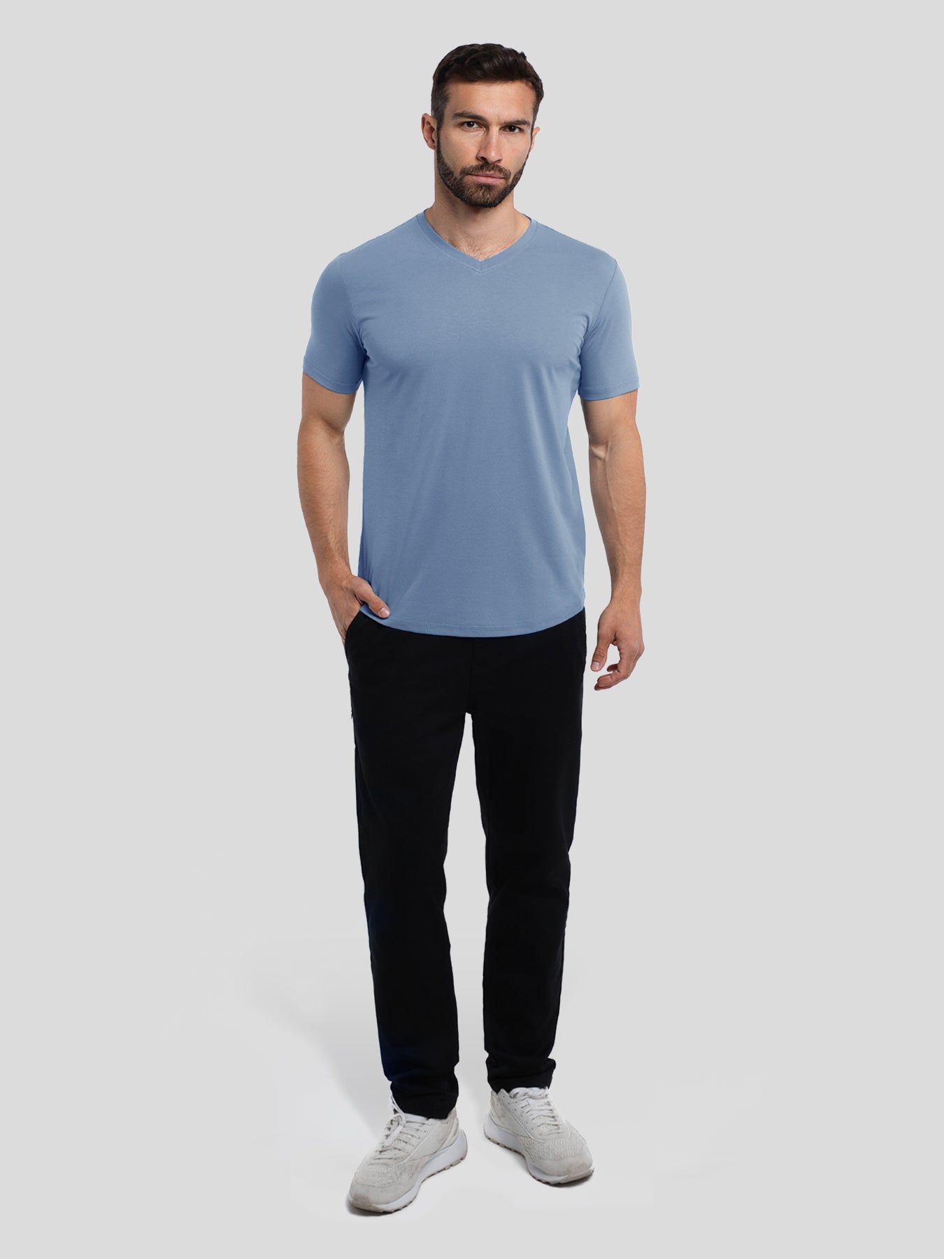 StayCool 2.0 V-neck Curve-Hem Tee: clásico Fit