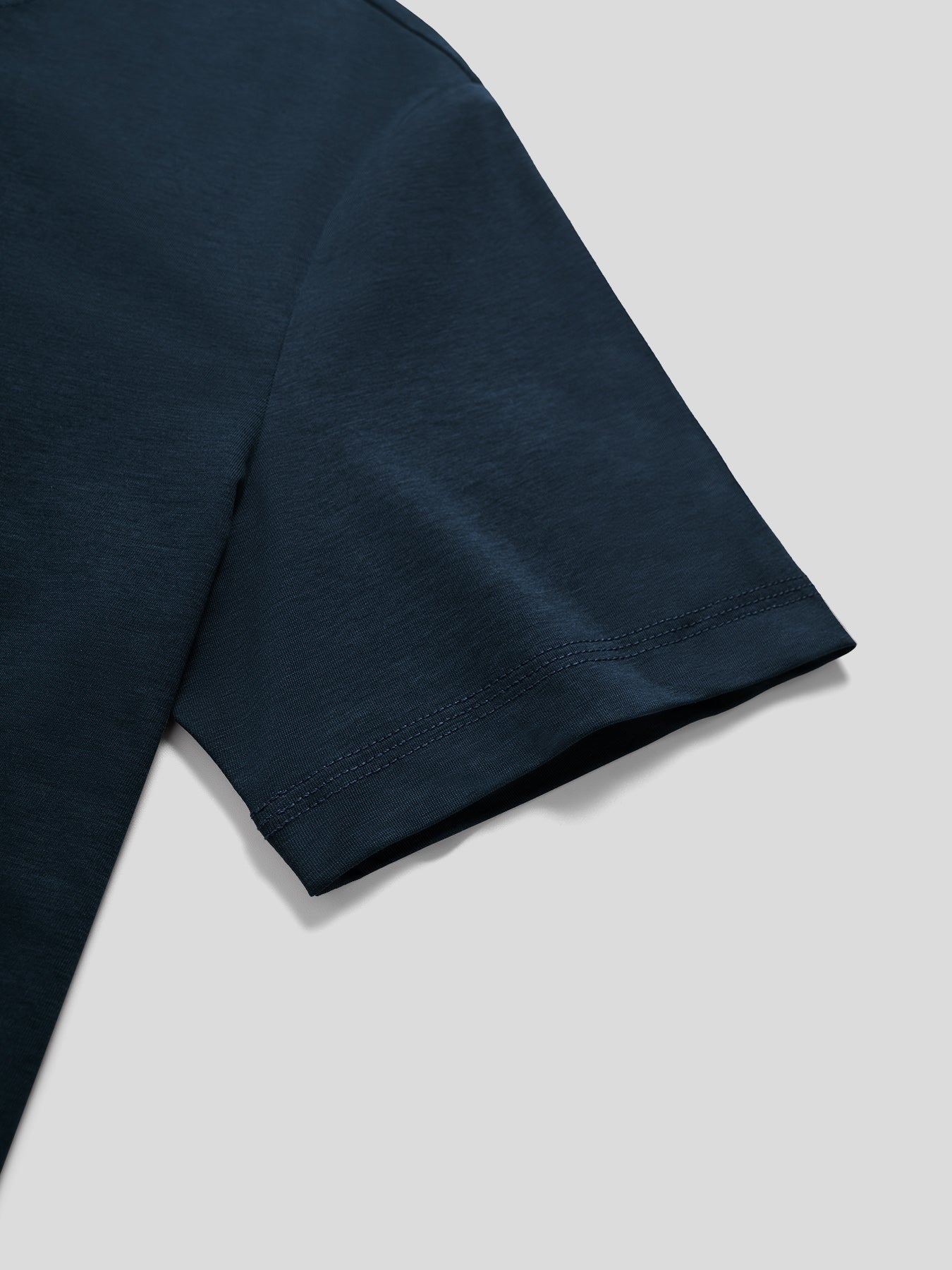 StayCool 2.0 de corte entallado Split-Hem Tee