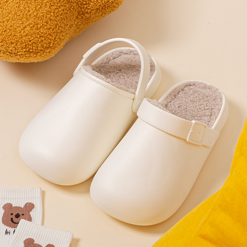 Simple, non-slip, warm de algodón slippers for indoor use, home, and couples.