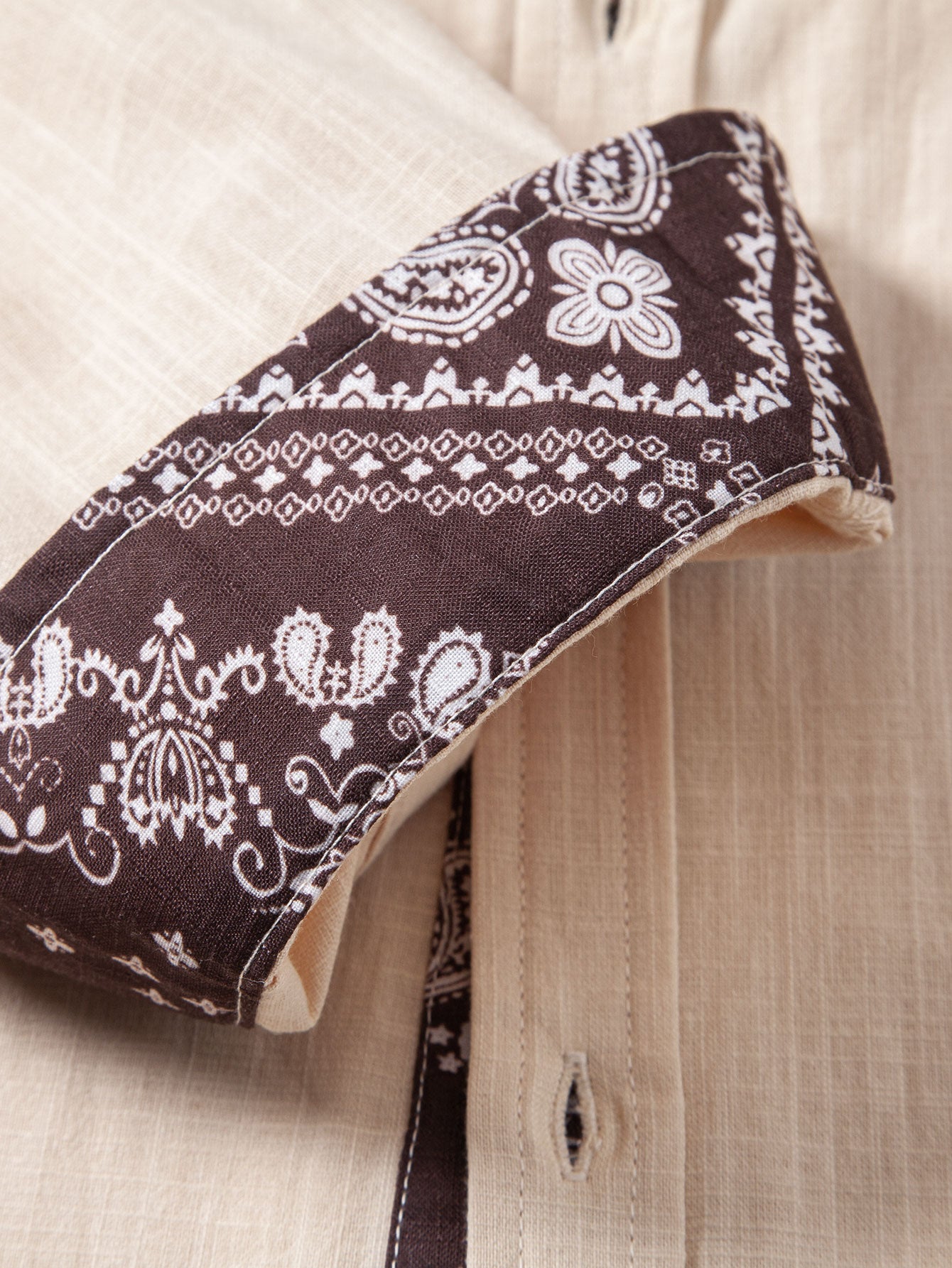 Camisa Contrast Paisley estampado de lino Look