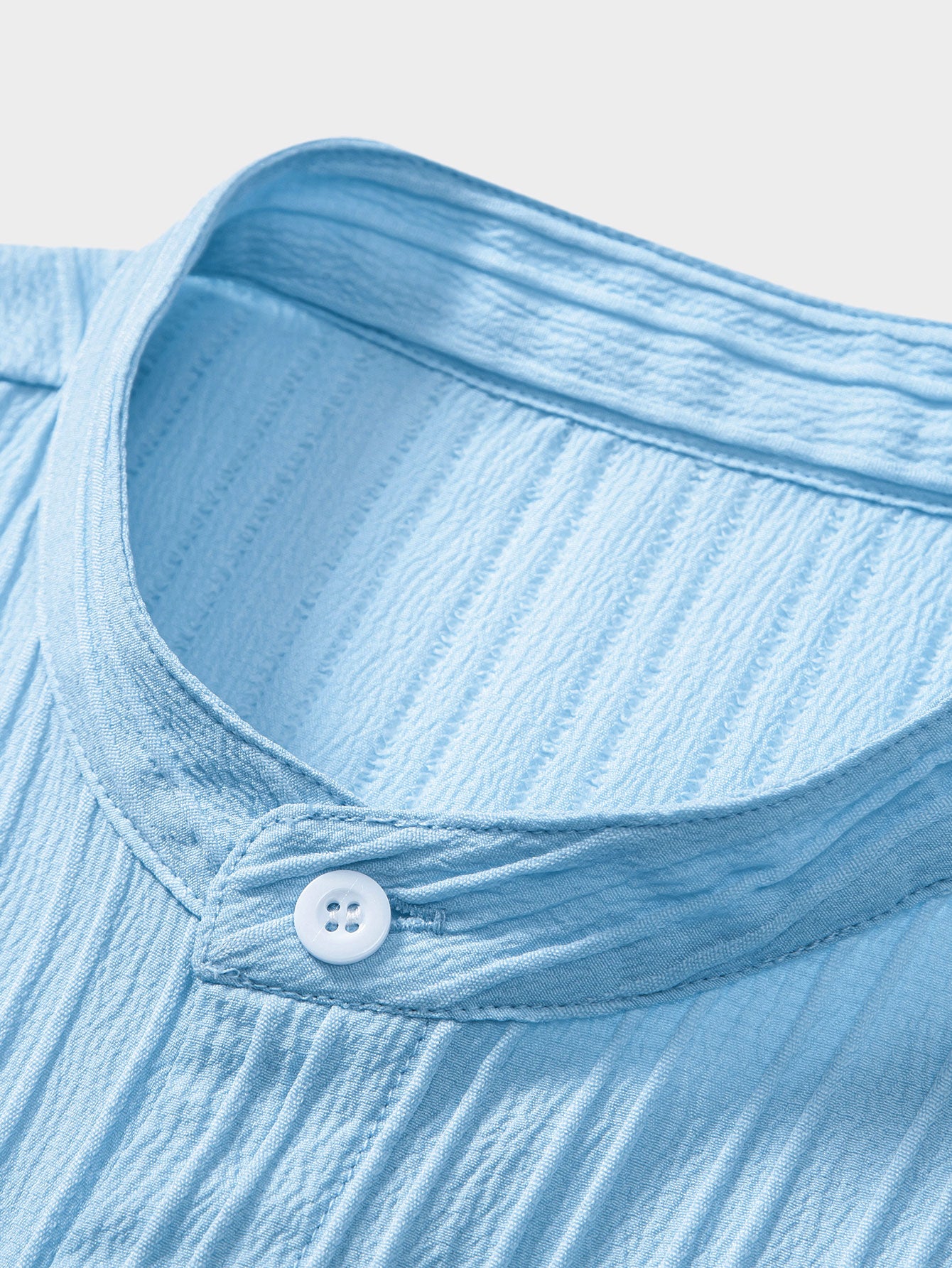 Camisa Textured Stand Collar