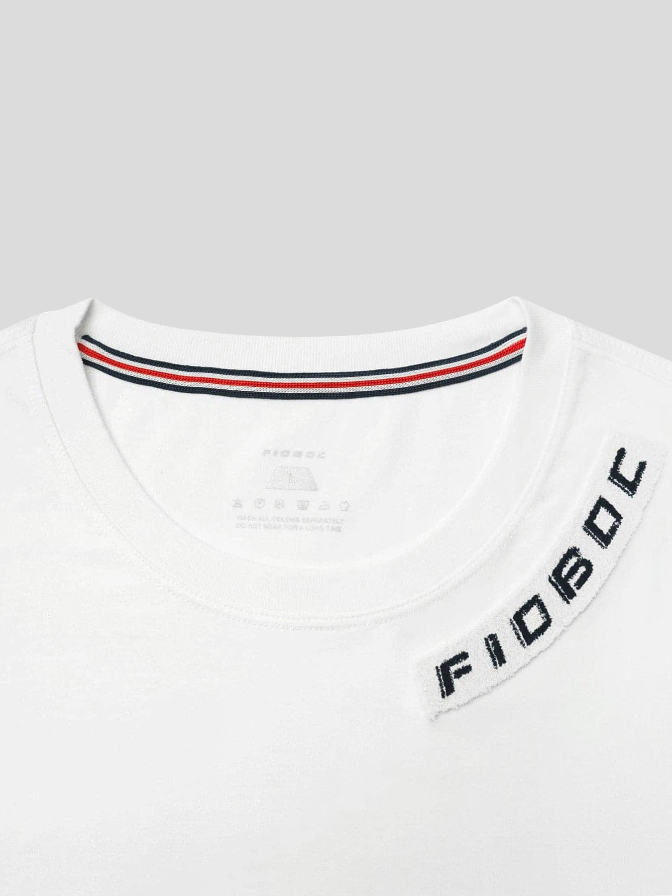 Camiseta Fioboc casual bordado
