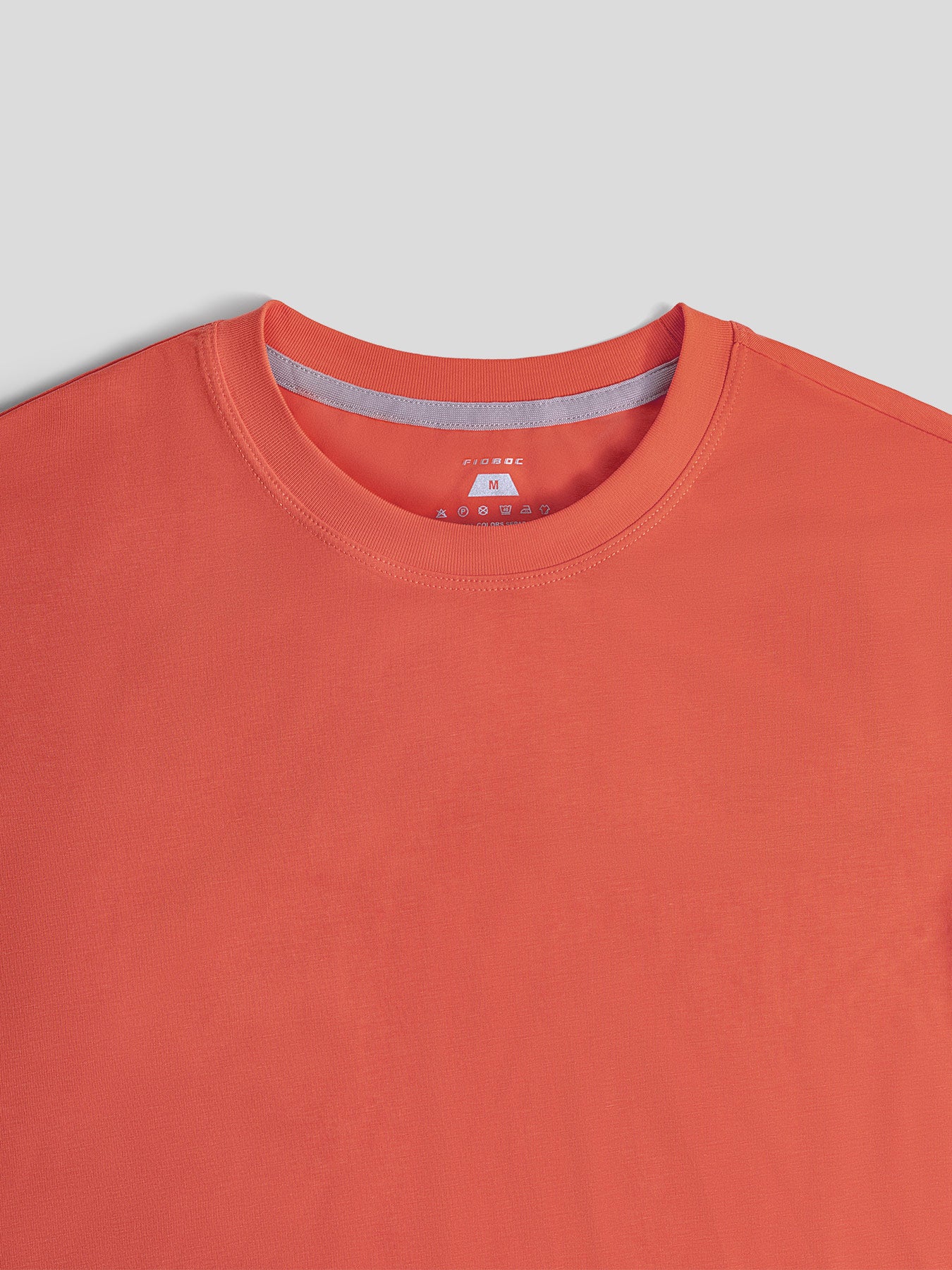 StayCool 2.0 clásico Fit Curve-Hem Tee: 2024 New Colors