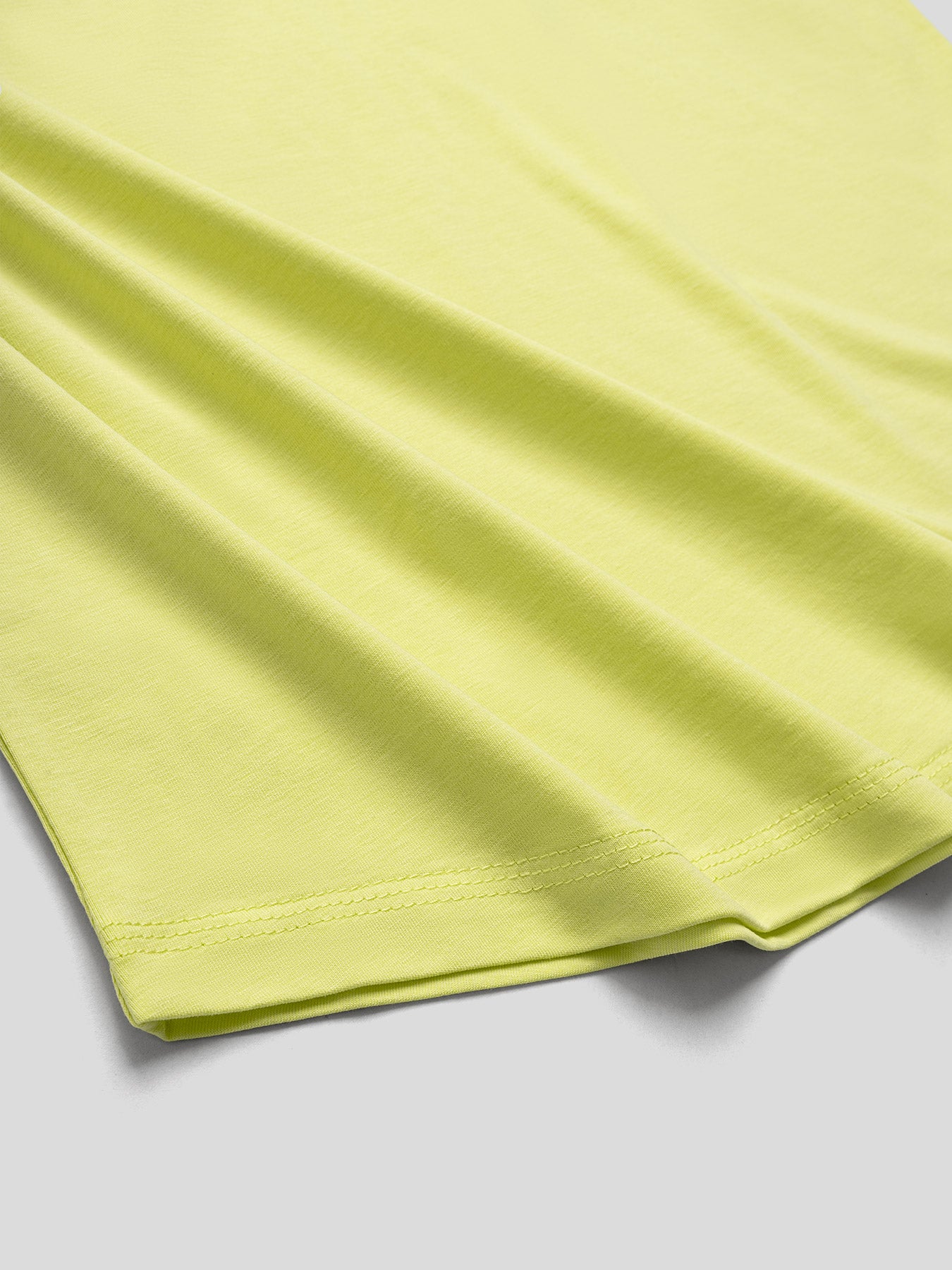 StayCool 2.0 clásico Fit Curve-Hem Tee: 2024 New Colors