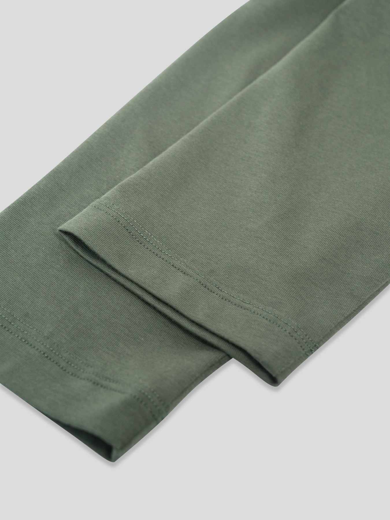 StaySmooth de manga larga Henley Drop-Cut Tee