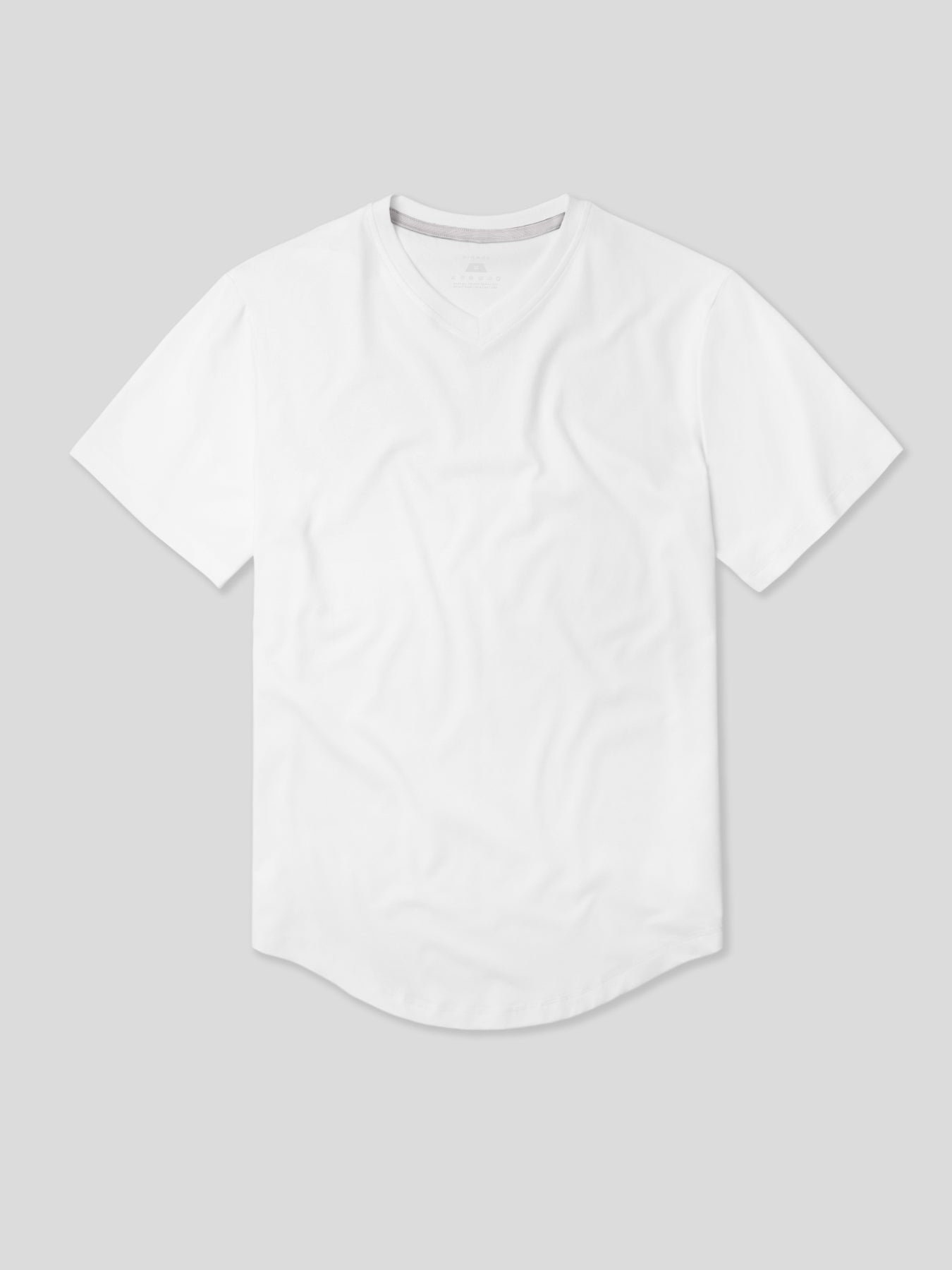 StayCool 2.0 V-neck Elongated Tee: clásico Fit