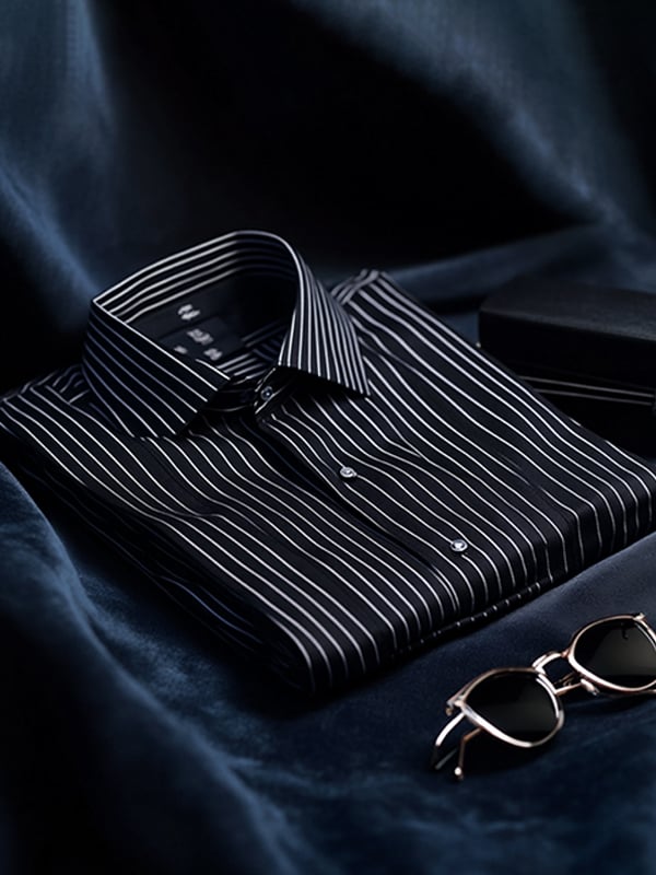 Camisa satén de lujo vintage a rayas de manga corta para hombre