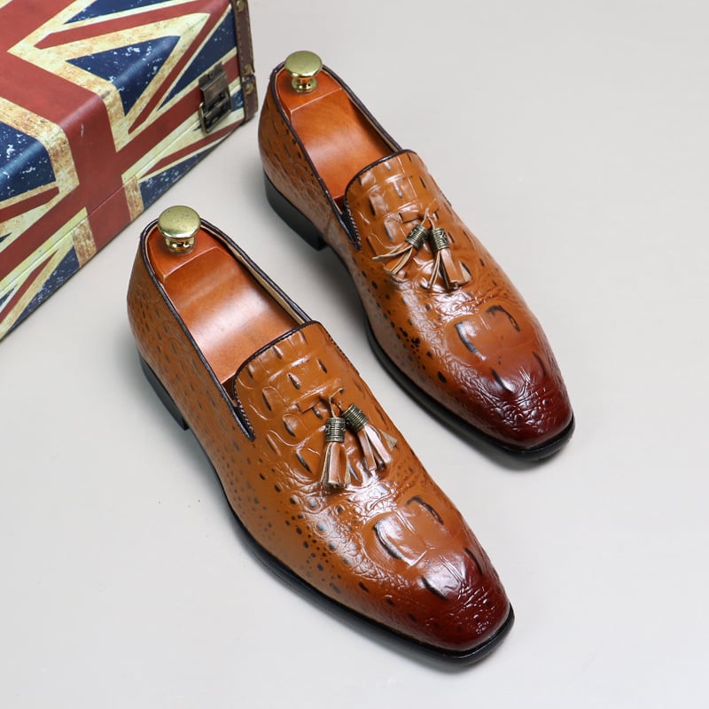 Zapatos Slip On Extra Large Size Tassel Foot Set Lok Fu British Crocodile diseño ejecutivo casual Doudou para hombre