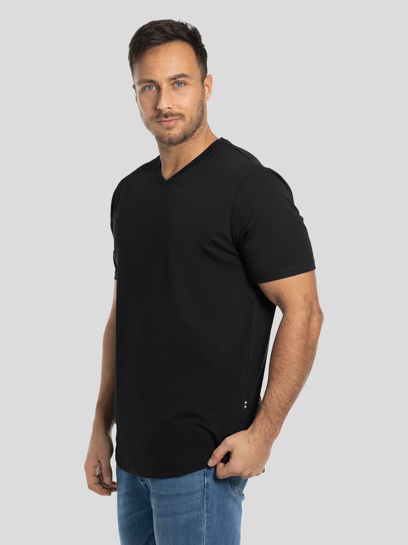 StayCool 2.0 V-neck Curve-Hem Tee: clásico Fit