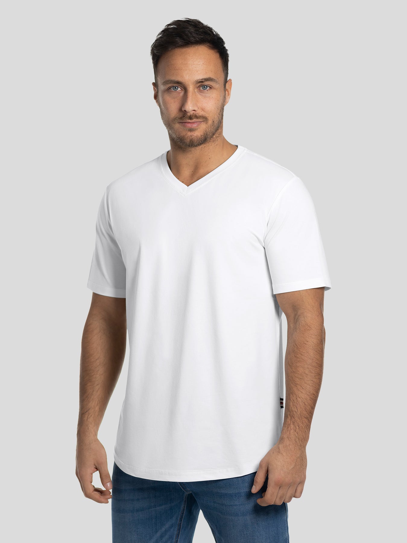 StayCool 2.0 V-neck Curve-Hem Tee: clásico Fit