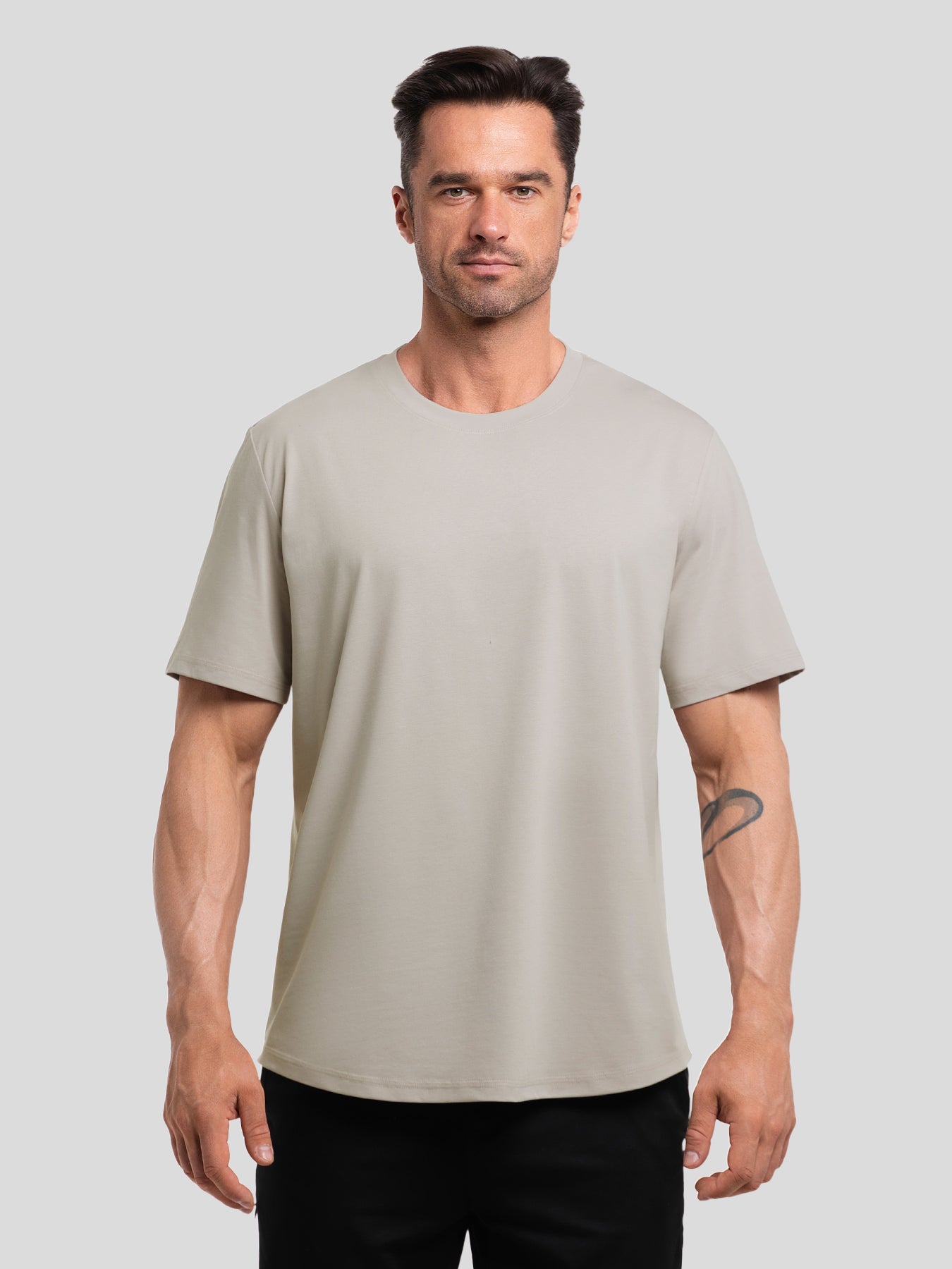 StayCool 2.0 clásico Fit Curve-Hem Tee: 2024 New Colors
