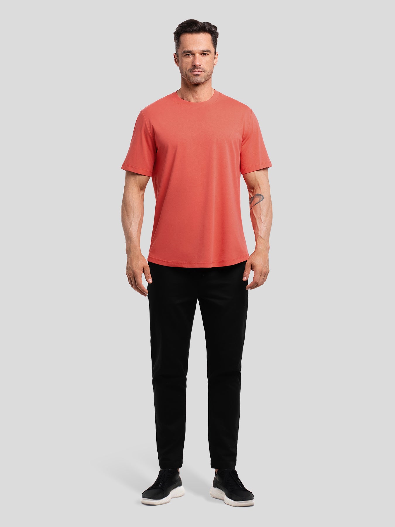 StayCool 2.0 clásico Fit Curve-Hem Tee: 2024 New Colors