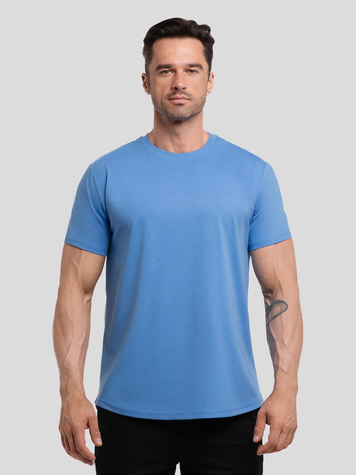 StayCool 2.0 clásico Fit Curve-Hem Tee: 2024 New Colors