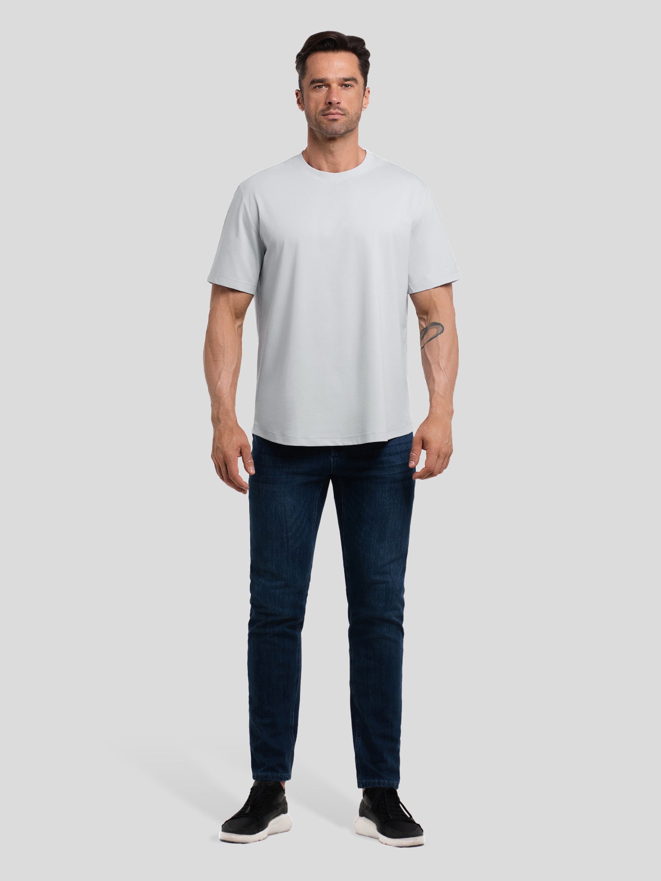 StayCool 2.0 clásico Fit Curve-Hem Tee: 2024 New Colors