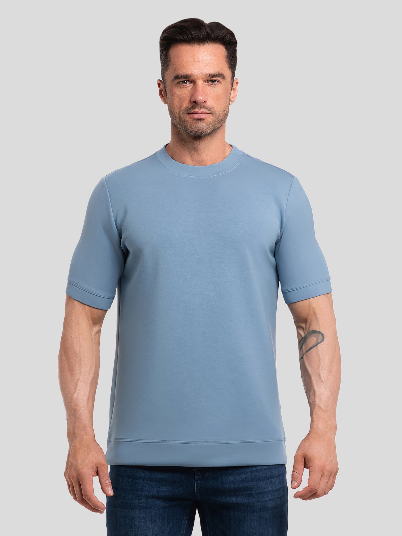 Modal Blend de manga corta Tee:de corte entallado