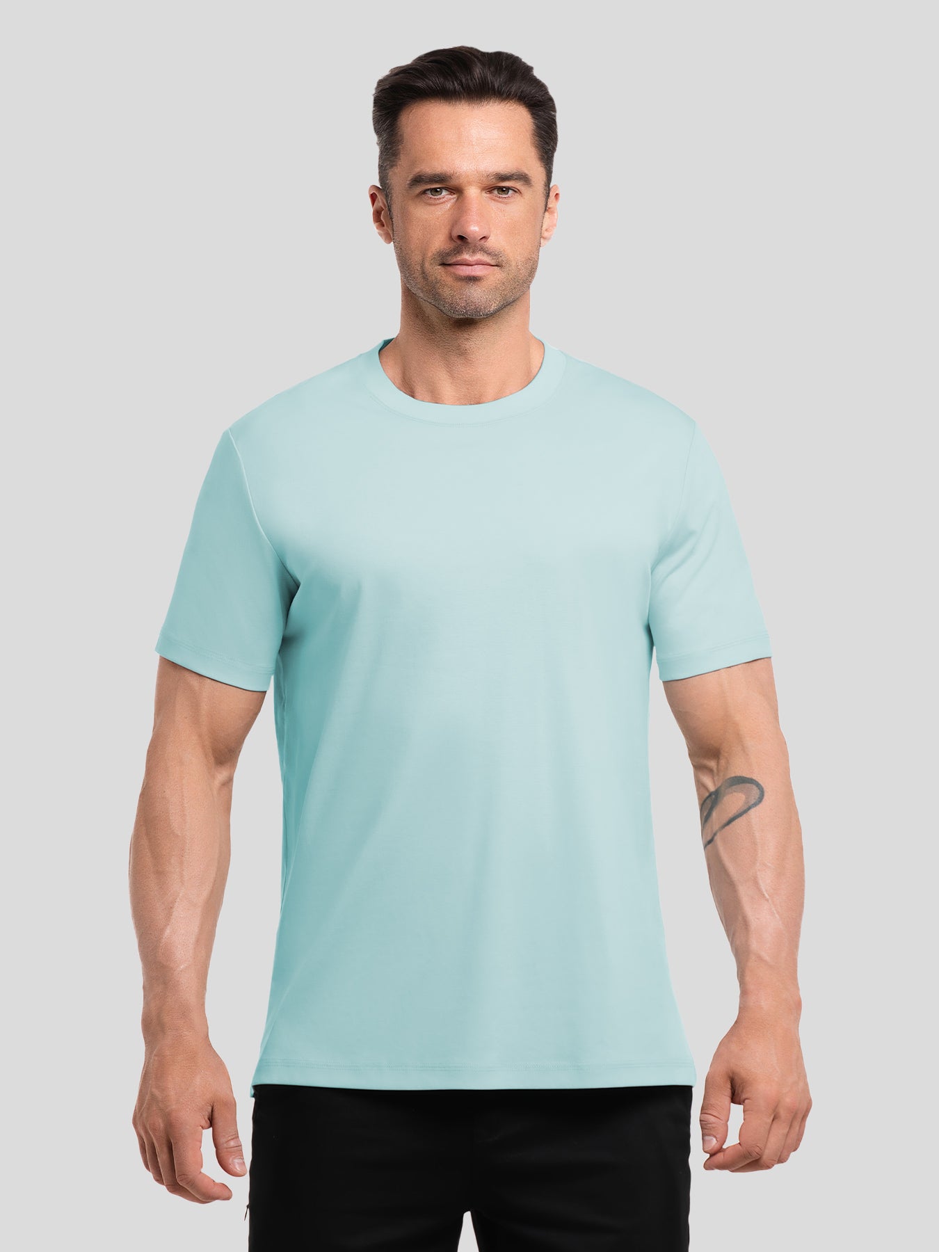 CloudWear 2.0 Split-Hem de manga corta Tee: de corte entallado