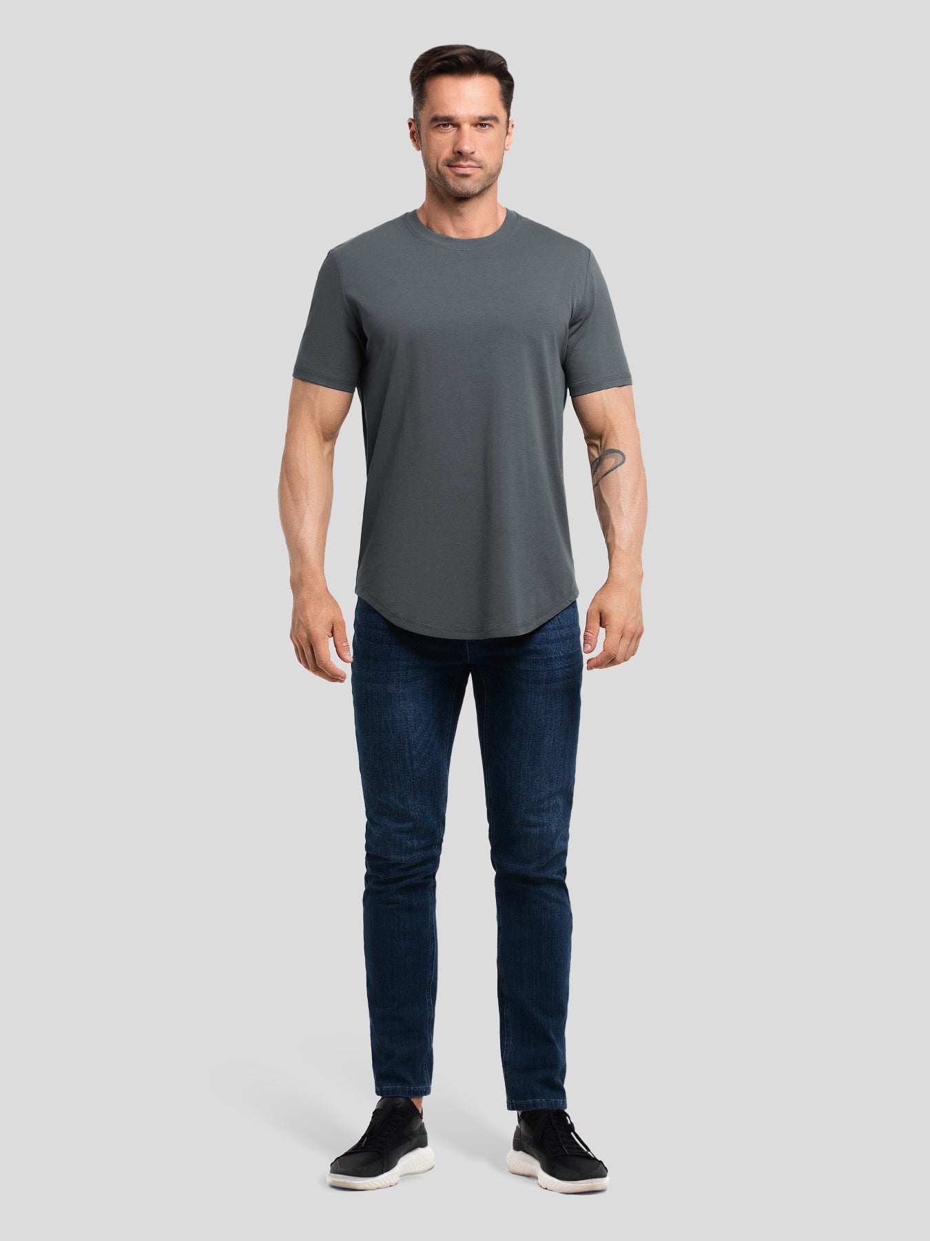 StayCool 2.0 Elongated Tee:de corte entallado