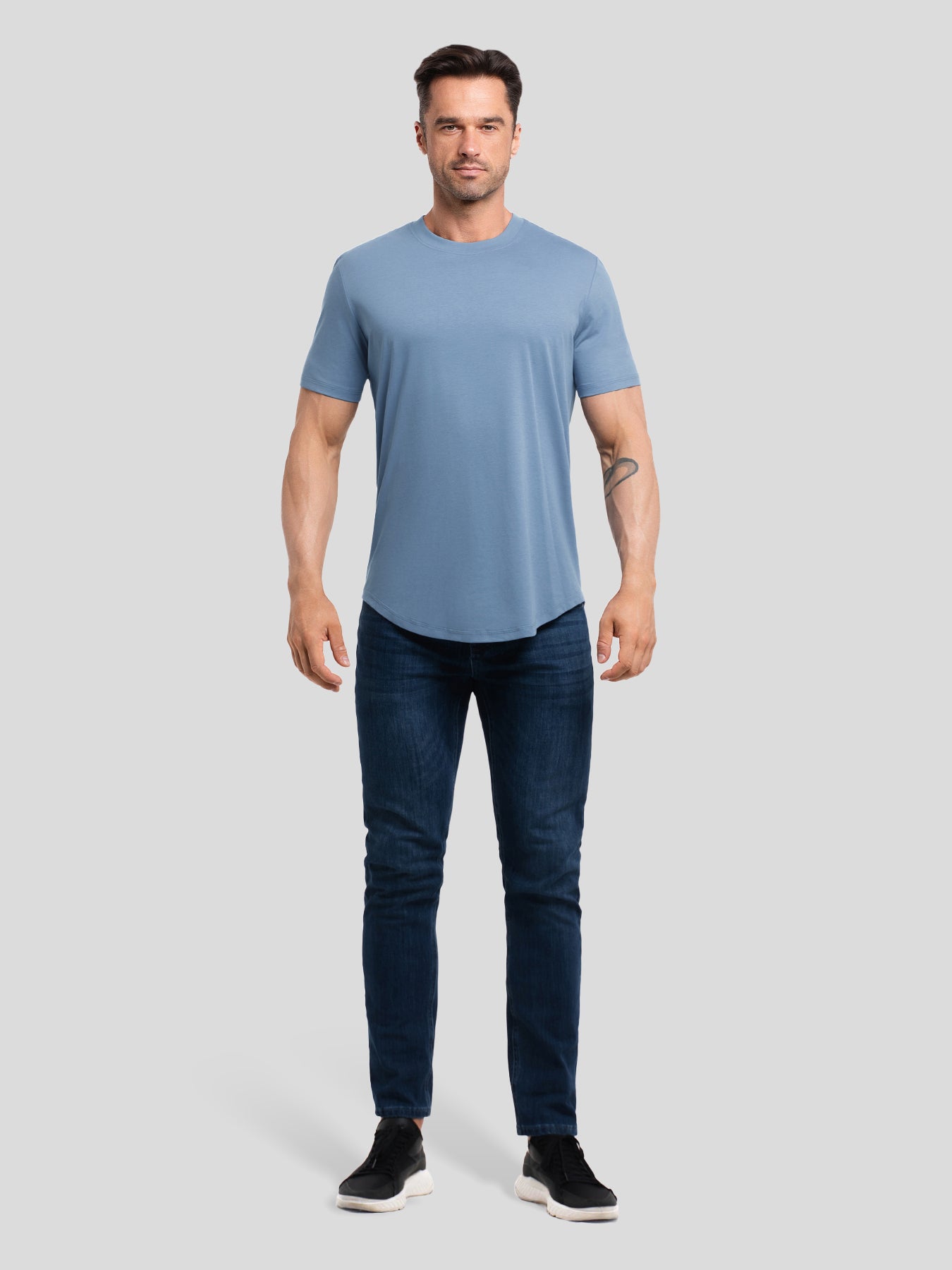 StayCool 2.0 Elongated Tee:de corte entallado