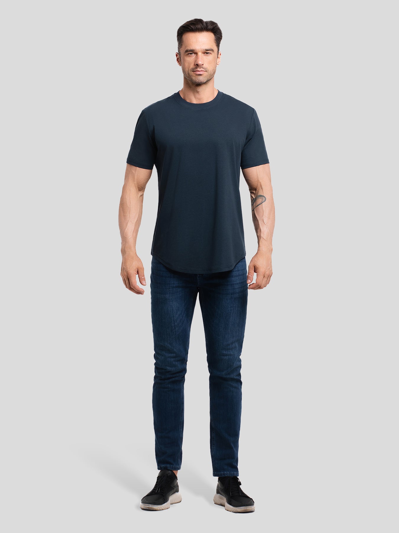StayCool 2.0 Elongated Tee:de corte entallado