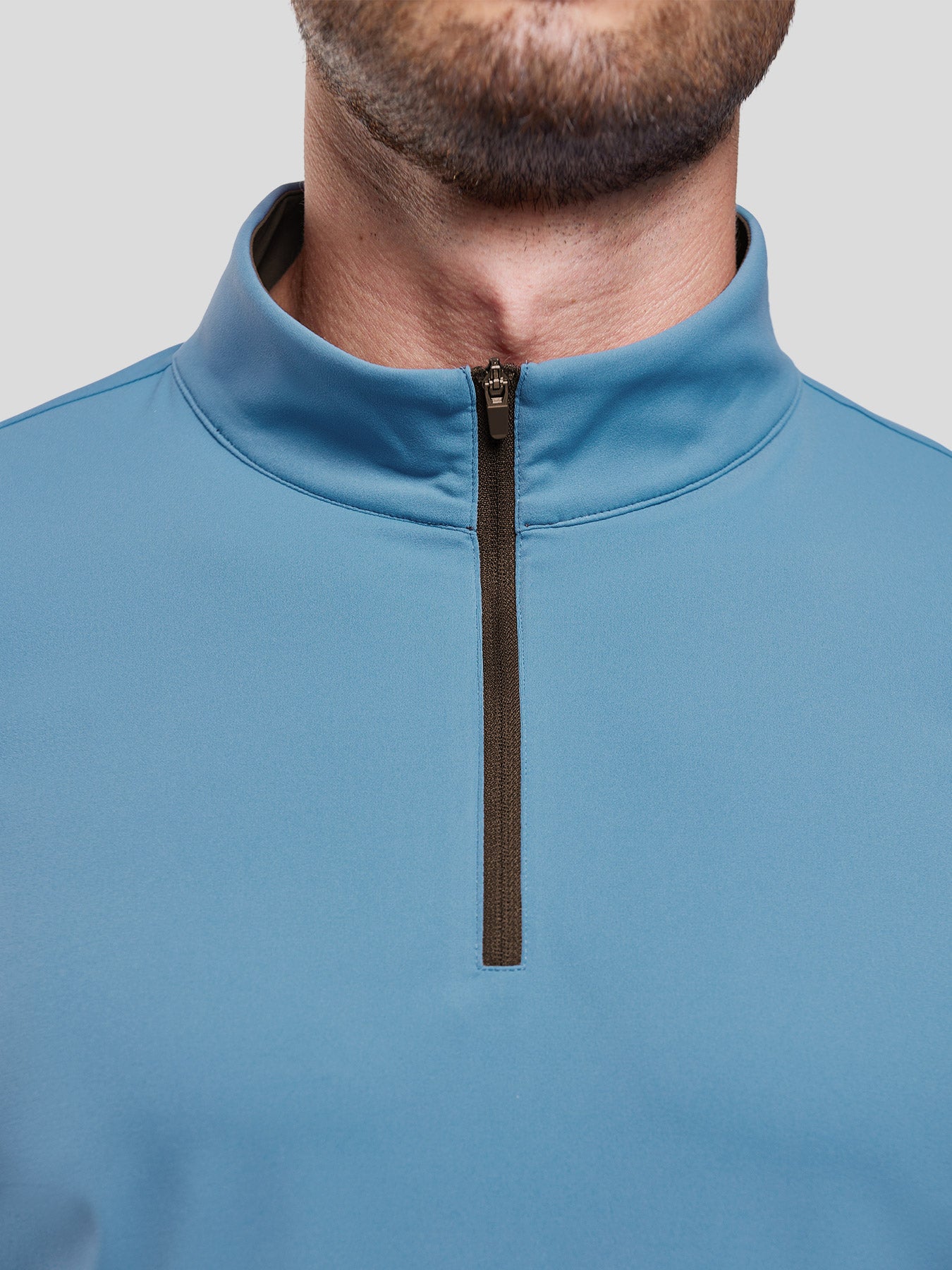 SmoothBlend Half Zip Mock Neck de manga corta Tee