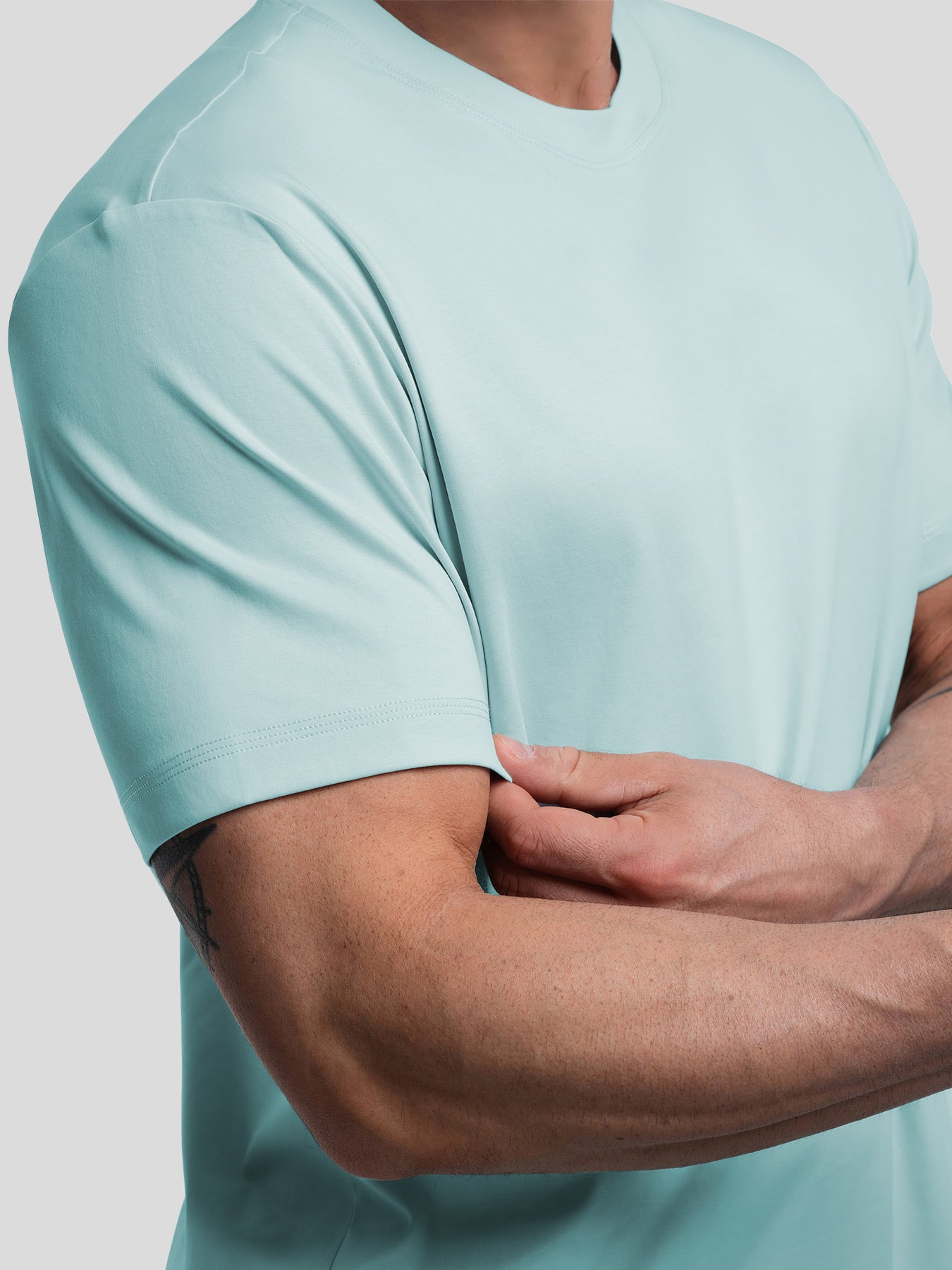CloudWear 2.0 Split-Hem de manga corta Tee: clásico Fit
