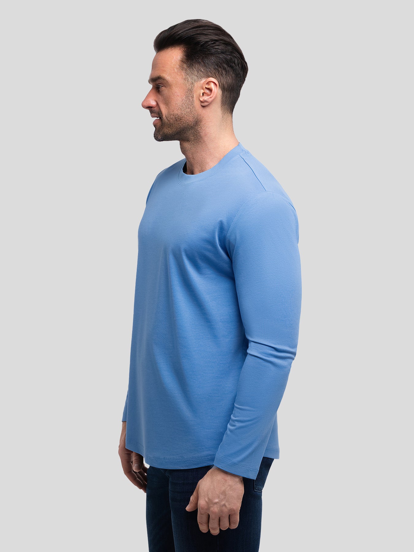 StaySmooth de corte entallado de manga larga Curve Hem Tee: 2024 New Colors