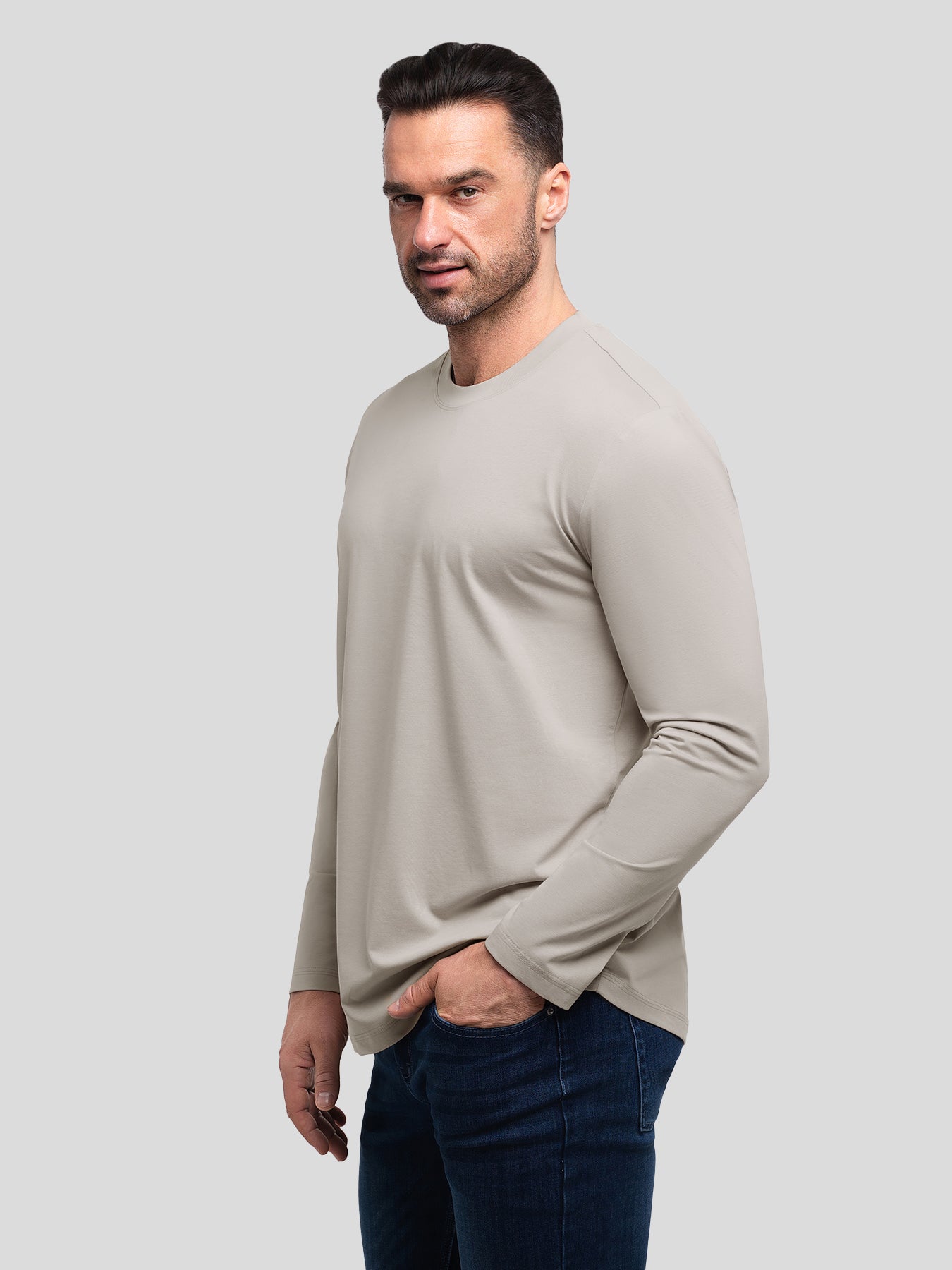 StaySmooth de corte entallado de manga larga Curve Hem Tee: 2024 New Colors