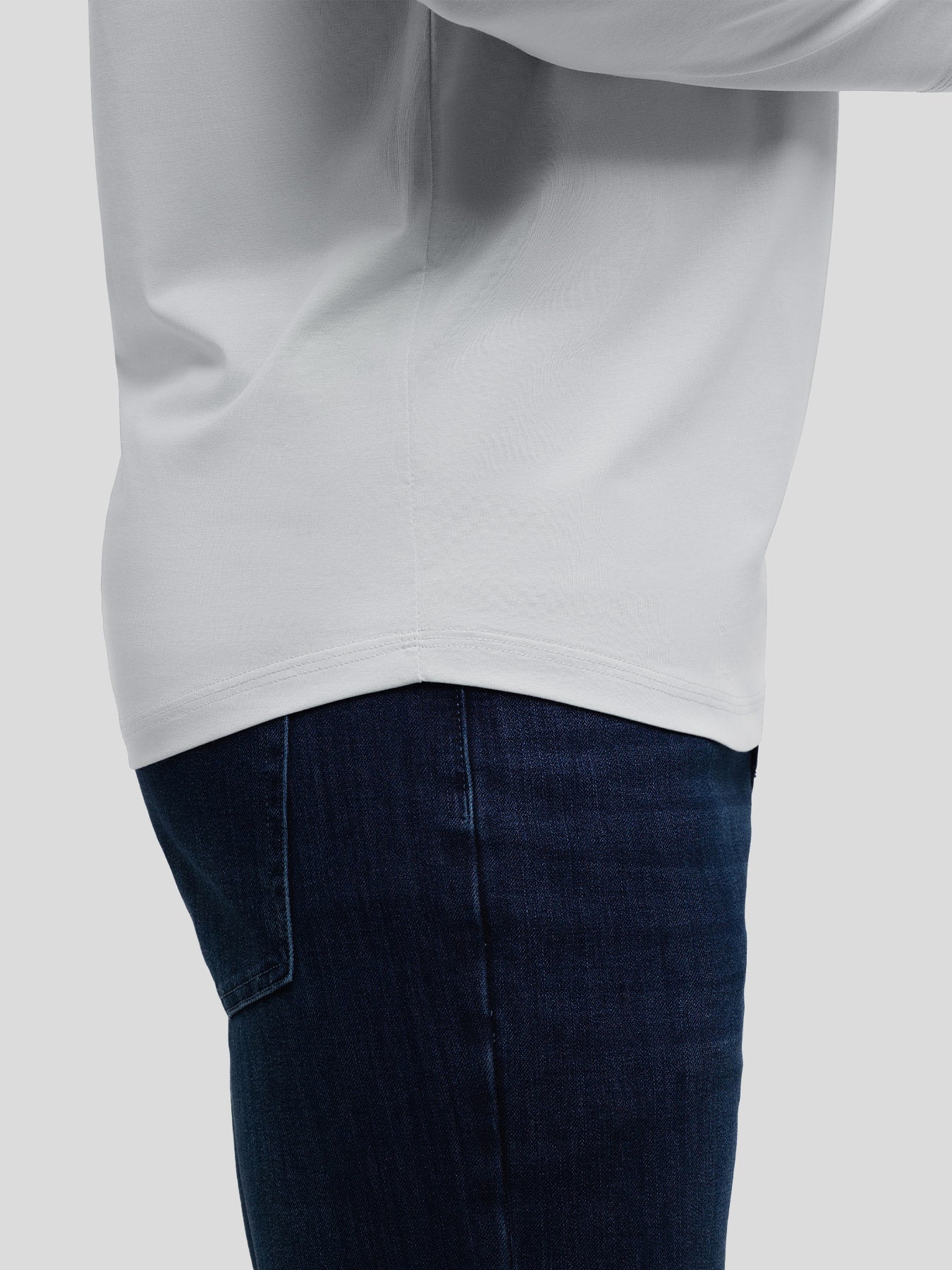 StaySmooth de corte entallado de manga larga Curve Hem Tee: 2024 New Colors