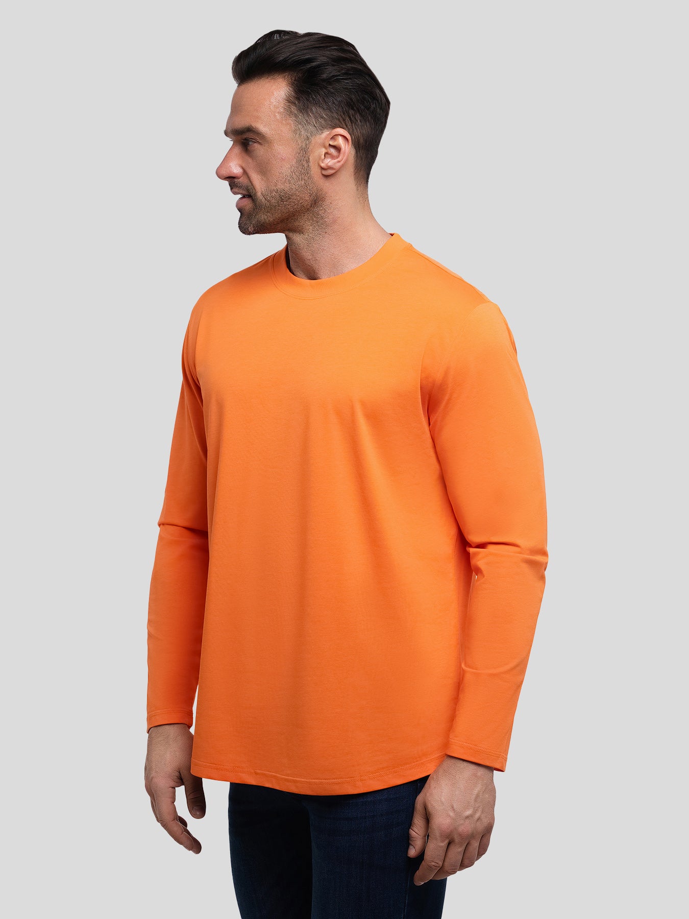 StaySmooth clásico Fit de manga larga Curve Hem Tee: 2024 New Colors
